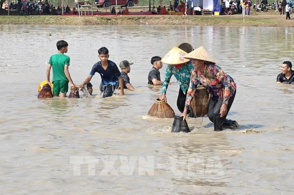 Lễ hội Phá Bàu lan tỏa giá trị, kích cầu du lịch vùng