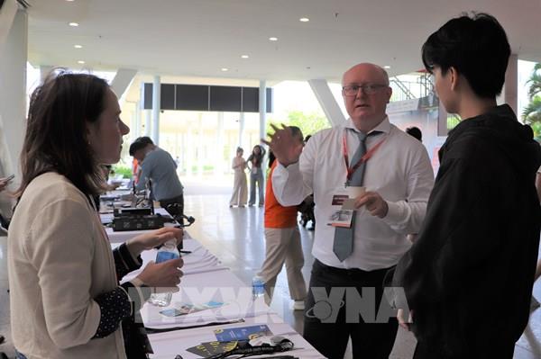 Cơ hội đào tạo - nghiên cứu trong chuỗi giá trị bán dẫn