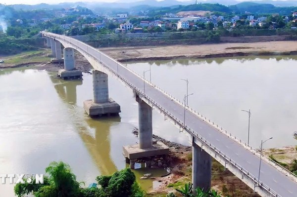 Phú Thọ thúc tiến độ sửa chữa cầu Sông Lô, đảm bảo kết nối
