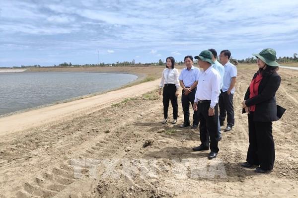 Vĩnh Long giải cơn khát cho hộ dân ven biển