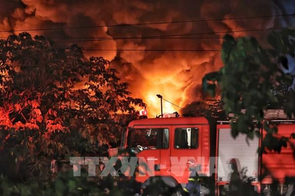 Vụ cháy kho xưởng tại phường Thanh Liệt, Hà Nội: Phát hiện một nạn nhân tử vong