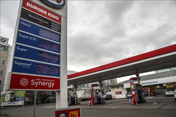 Đức chuẩn bị áp dụng quy định giới hạn tăng giá xăng hàng ngày
