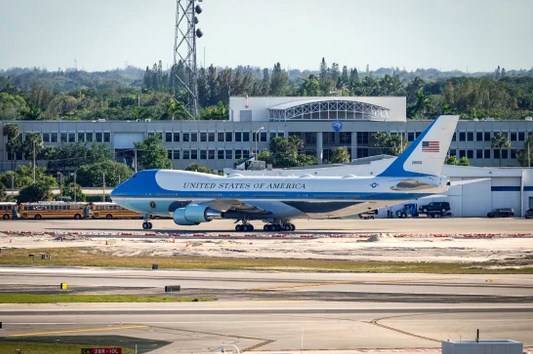 Mỹ: Bang Florida đổi tên sân bay theo tên Tổng thống D.Trump