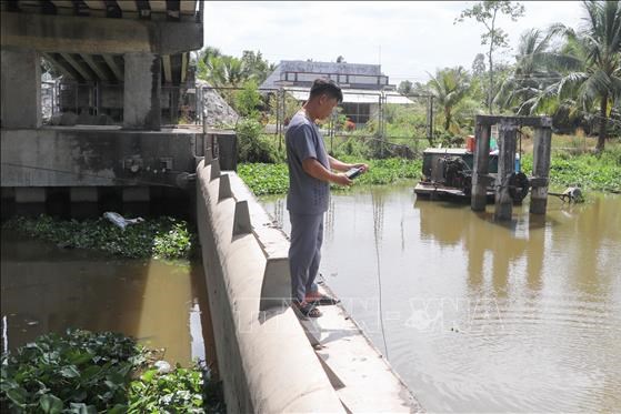 Tích trữ nước ngọt trước tình hình xâm nhập mặn diễn biến phức tạp