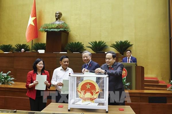 Quốc hội bầu Phó Chủ tịch Quốc hội và Ủy viên Ủy ban Thường vụ Quốc hội