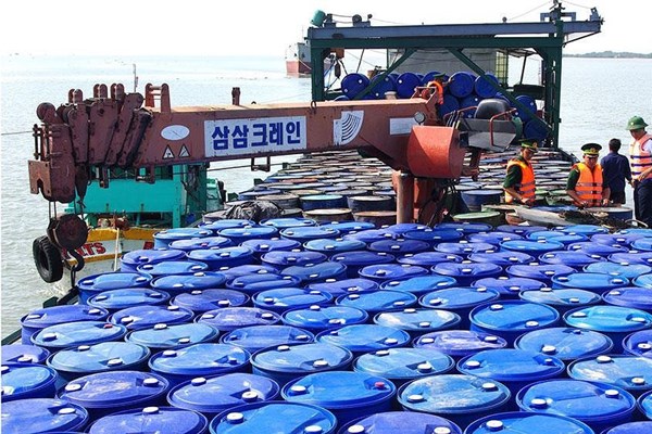 Siết kiểm tra, xử lý vận chuyển xăng dầu trái phép qua biên giới