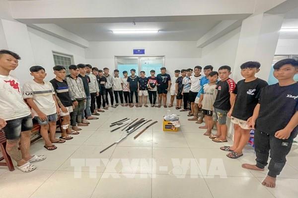 Củng cố hồ sơ xử lý nhóm thanh thiếu niên tụ tập đánh nhau
