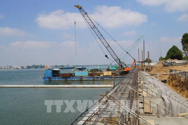 Hình ảnh Đồng Tháp khắc phục sạt lở khu vực kè Thường Thới Tiền