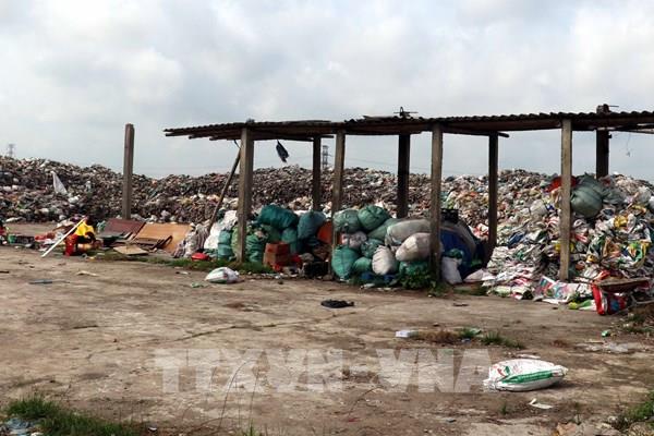 Hưng Yên: Lò đốt ngừng hoạt động, rác thải ùn ứ tại xã Diên Hà