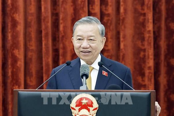 Tổng Bí thư, Chủ tịch nước Tô Lâm gặp mặt cán bộ Văn phòng Chủ tịch nước