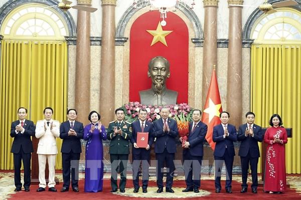 Tổng Bí thư, Chủ tịch nước Tô Lâm trao Quyết định bổ nhiệm các thành viên Chính phủ nhiệm kỳ 2026 – 2031