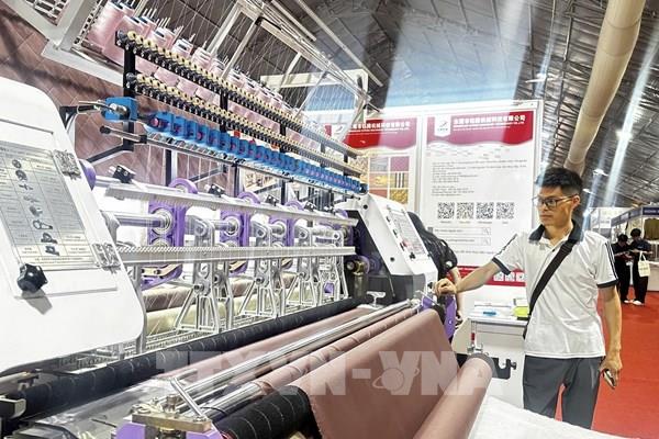 Triển lãm quốc tế công nghiệp dệt may quy tụ hơn 1.000 doanh nghiệp