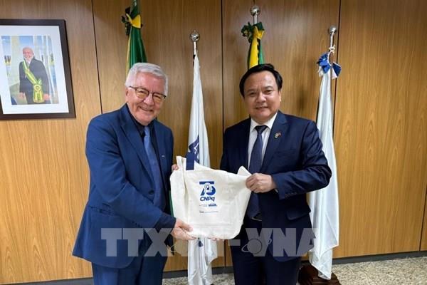 Việt Nam và Brazil tăng cường hợp tác khoa học, công nghệ