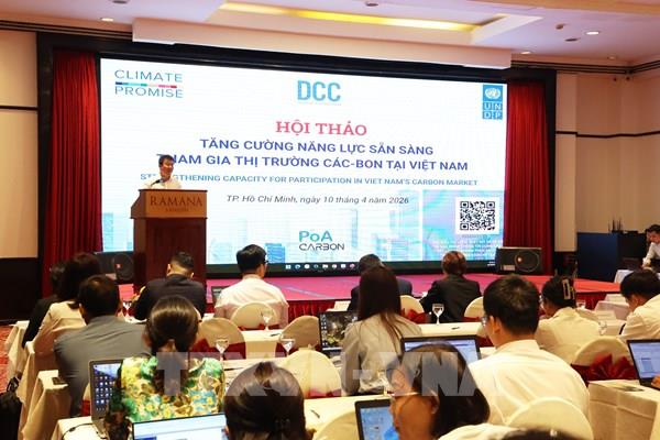 Tăng năng lực doanh nghiệp tham gia thị trường carbon tại Việt Nam