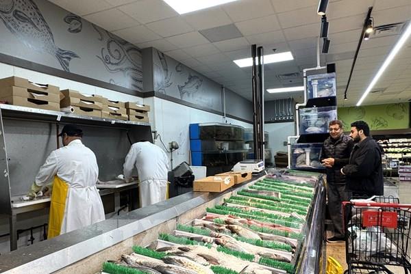 Gần 30 triệu người Mỹ hưởng lợi từ chính sách không đánh thuế tiền boa và làm thêm giờ