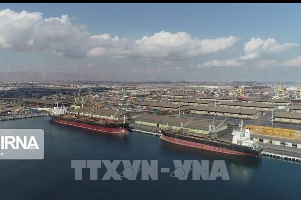 Các tàu chở dầu kiểm chứng hiệu lực lệnh phong tỏa Hormuz của Mỹ