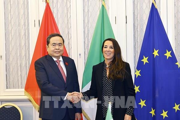 Chủ tịch Quốc hội Trần Thanh Mẫn tiếp Phó Chủ tịch Thượng viện Italy