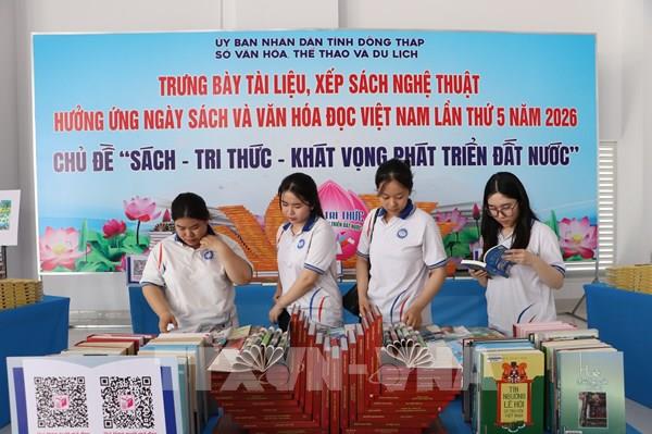 Đồng Tháp lan tỏa "Ánh sáng tri thức" từ hàng nghìn tủ sách khuyến học