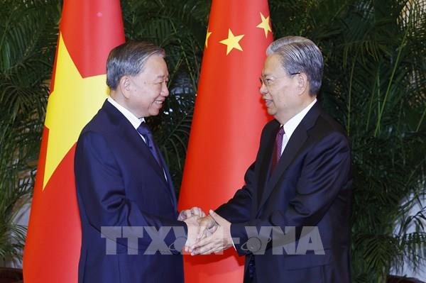 Tổng Bí thư, Chủ tịch nước Tô Lâm hội kiến Ủy viên trưởng Nhân đại toàn quốc Trung Quốc Triệu Lạc Tế