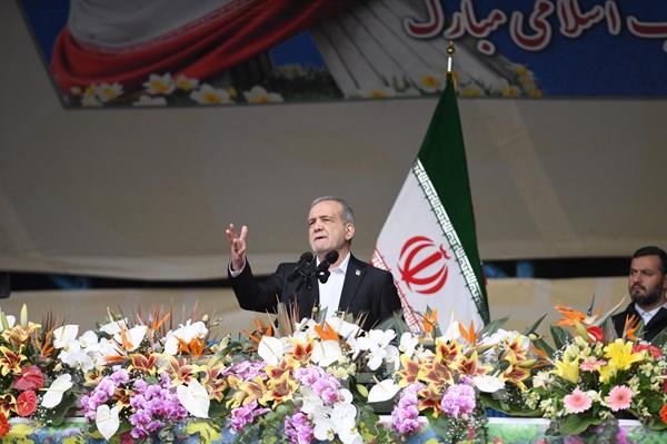 Xung đột tại Trung Đông: Iran tuyên bố sẵn sàng đáp trả lệnh phong tỏa của Mỹ