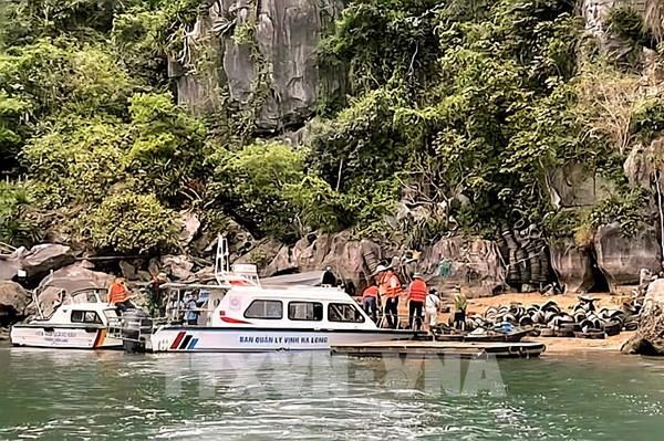 Xử lý nhiều trường hợp nuôi trồng thủy sản trái phép trên vịnh Hạ Long