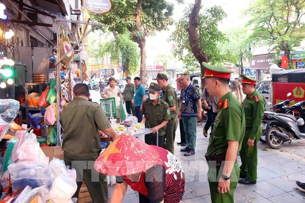 Hà Nội: Quyết chấn chỉnh vi phạm về trật tự đô thị