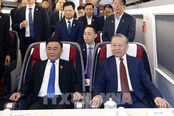 Tổng Bí thư, Chủ tịch nước Tô Lâm lên đường thăm thành phố Nam Ninh (Trung Quốc)