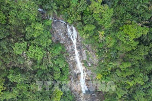 Khám phá vẻ đẹp của Thác Lụa - Sơn Tây Hạ (Quảng Ngãi)