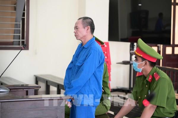 Tranh chấp đất đai, người đàn ông đâm cháu ruột trọng thương