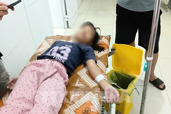 Đề nghị điều tra nguồn gốc thực phẩm khiến hơn 20 người nhập viện