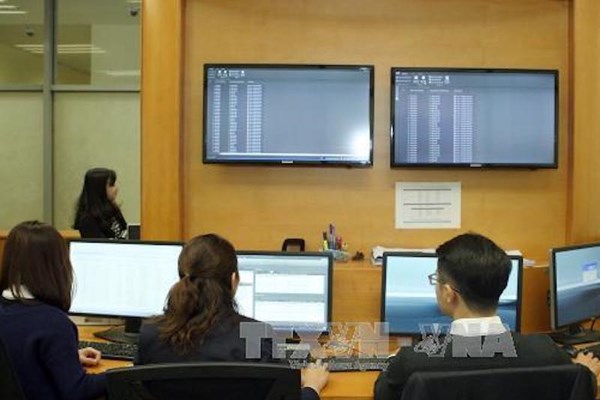 Cảnh cáo thận trọng với các hội nhóm tư vấn chứng khoán không phép  ﻿