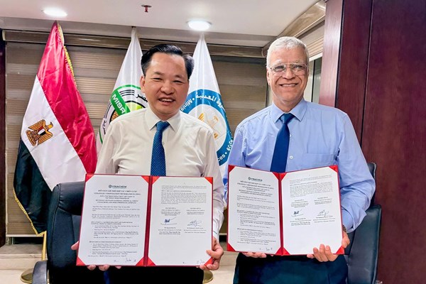 Vinachem chủ động hợp tác quốc tế về chuỗi cung ứng nguyên liệu nền tảng