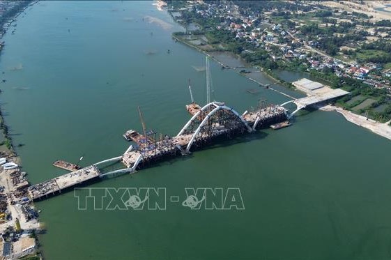 Hoàn thành mặt bằng Dự án cầu Nhật Lệ 3 và đường hai đầu cầu trước ngày 27/4