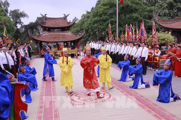 Mâm cơm Giỗ Tổ Hùng Vương - nét đẹp về triết lý nhân sinh