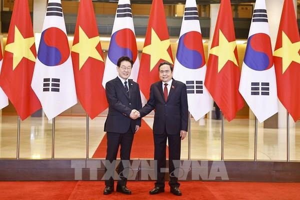 Chủ tịch Quốc hội Trần Thanh Mẫn hội kiến Tổng thống Hàn Quốc Lee Jae Myung