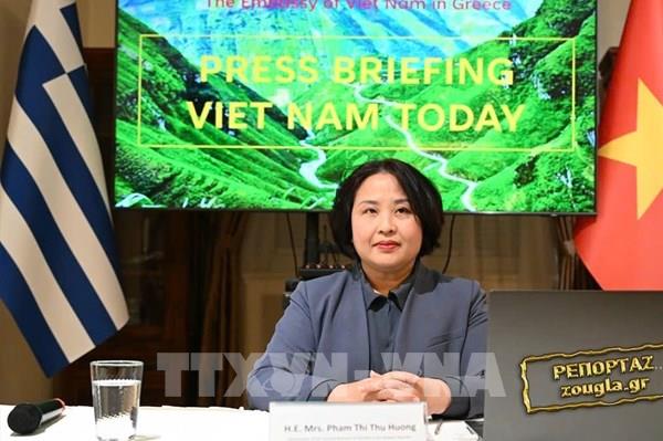 Việt Nam thông tin về thành tựu sau 40 năm Đổi mới tới truyền thông Hy Lạp