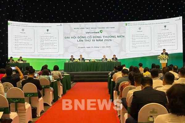 Vietcombank cân bằng mục tiêu lợi nhuận và hỗ trợ nền kinh tế