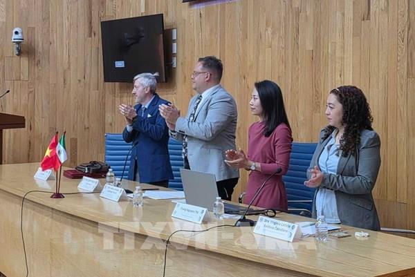 Việt Nam giới thiệu cơ hội hợp tác thương mại tại Đại học lớn nhất Mỹ Latinh