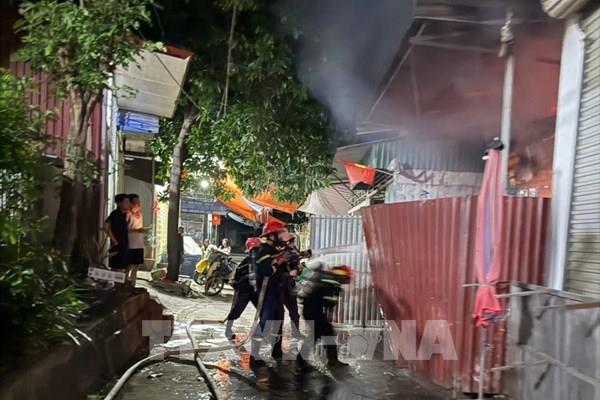 Hai người chết trong vụ cháy nhà ở kết hợp sản xuất bánh mỳ tại Sơn La