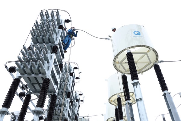 Hoàn thành lắp đặt tụ bù tại 16 trạm biến áp, đảm bảo điện miền Bắc