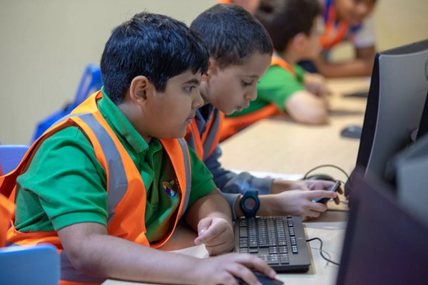 EC thúc đẩy triển khai ứng dụng xác thực độ tuổi nhằm bảo vệ trẻ em trên không gian mạng