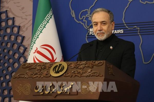 Iran vẫn sẵn sàng đối thoại, Mỹ gia tăng trừng phạt