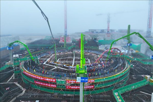 Trung Quốc vận hành nhà máy hạt nhân vốn tư nhân đầu tiên