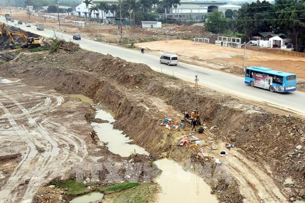 Phú Thọ rà soát phương án gỡ vướng mắc dự án cao tốc Hòa Lạc - Hòa Bình