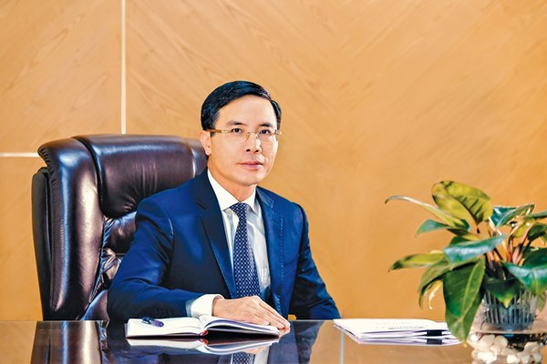 Ngành Ngân hàng tiếp tục khẳng định vai trò trụ cột ổn định vĩ mô và dẫn dắt dòng vốn