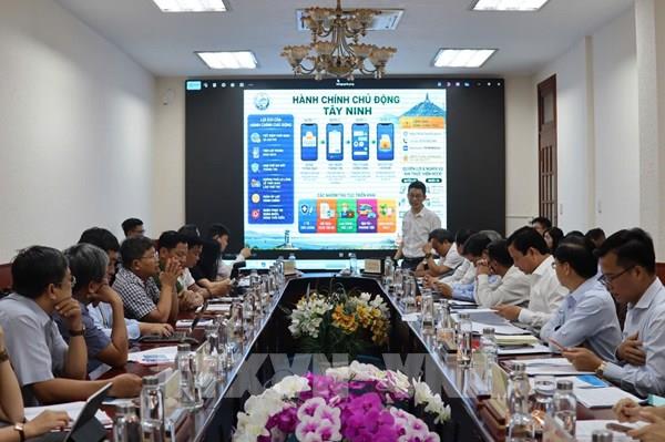 Tây Ninh: Đổi mới tư duy phục vụ từ "bị động" sang "chủ động"