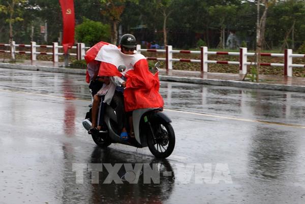 Mùa mưa bắt đầu, giải cơn hạn khát ở miền Tây