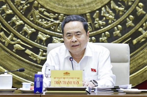 Tổng rà soát hệ thống văn bản quy phạm pháp luật - bước chuẩn bị chiến lược cho phát triển
