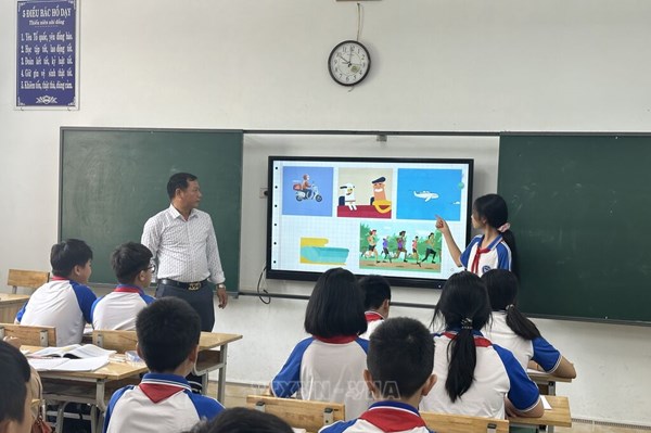 Chuyển đổi số trong giáo dục, nâng tầm chất lượng dạy và học