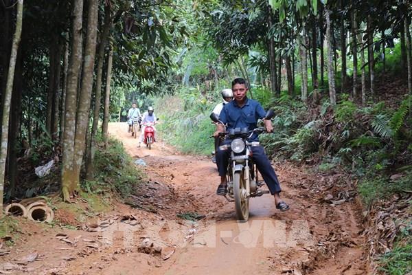 Cần sớm đầu tư tuyến đường liên xã ở vùng cao Lào Cai